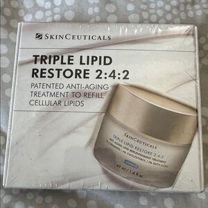 SkinCeuticals Triple Lipid Restore 2:4:2 Travel size 4ml.